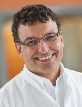 Dr. med. Hisham Kawara